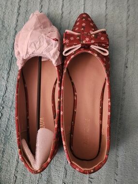 Women's Christmas Red Floral Pointed-Toe Bow Flats
